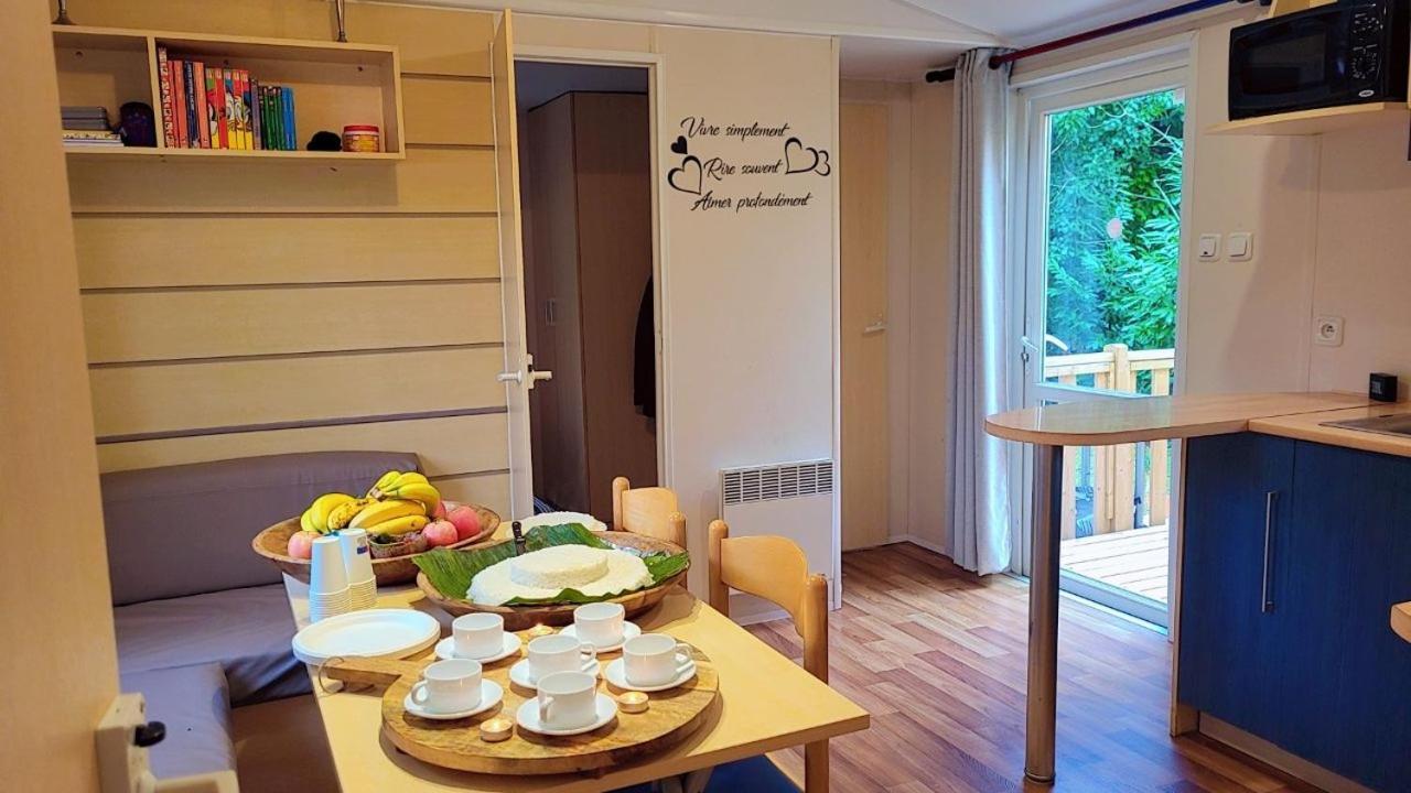 Camping Marvilla Parks -Parc Des Roches 91530 Saint-Cheron Ngoại thất bức ảnh