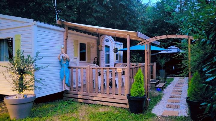 Camping Marvilla Parks -Parc Des Roches 91530 Saint-Cheron Ngoại thất bức ảnh